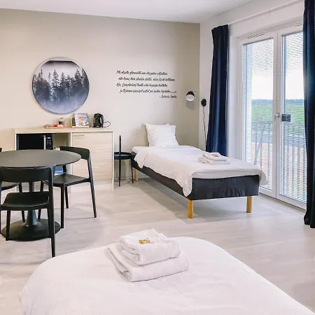 Hotelli Kuohu - And By Uhanda 3*