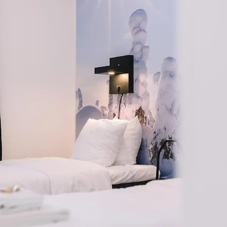 Kuohu - And By Uhanda Kangasala