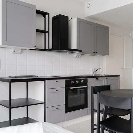 Kuohu - And By Uhanda