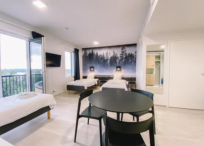 Kuohu - And By Uhanda Hotelli 3*