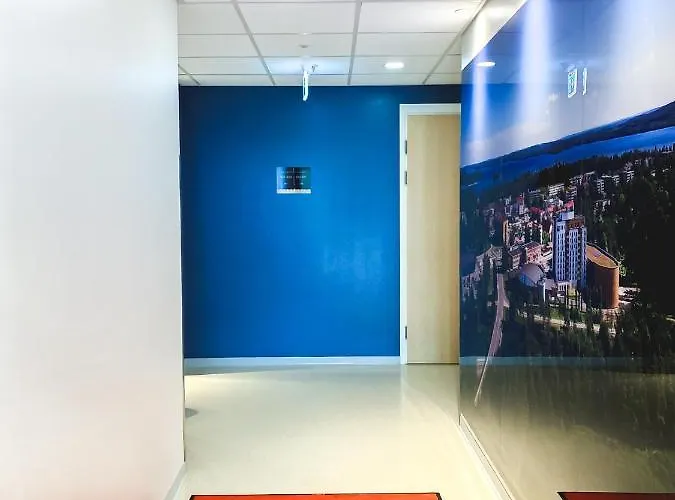 Kuohu - And By Uhanda Hotelli Kangasala