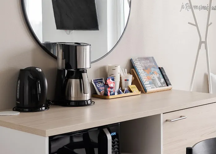 Kuohu - And By Uhanda Hotelli Kangasala