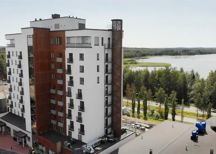 Hotelli Kuohu - And By Uhanda Kangasala